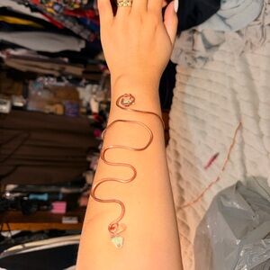 Elegant Gold Snake Bracelet